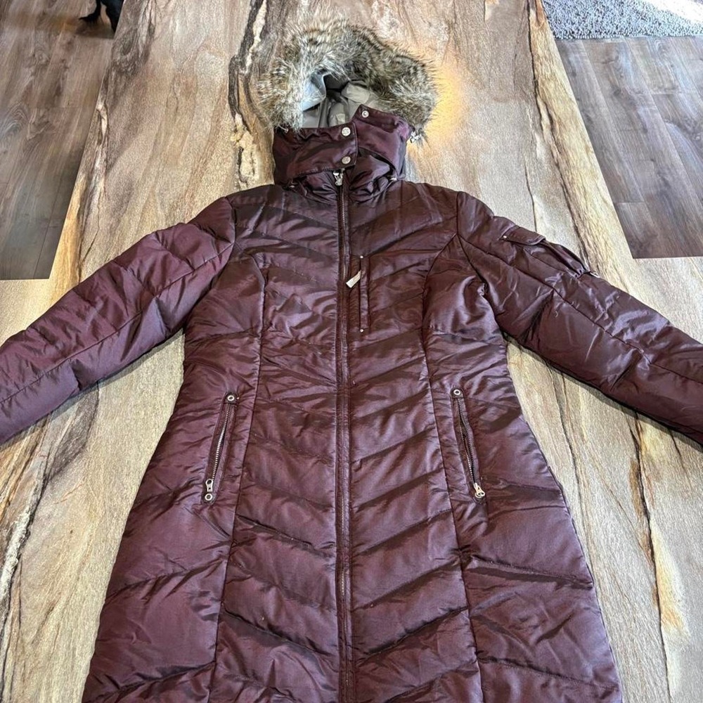 Eddie Bauer Sun Valley Parka Size Medium Women's Dark Plum Down Filled'